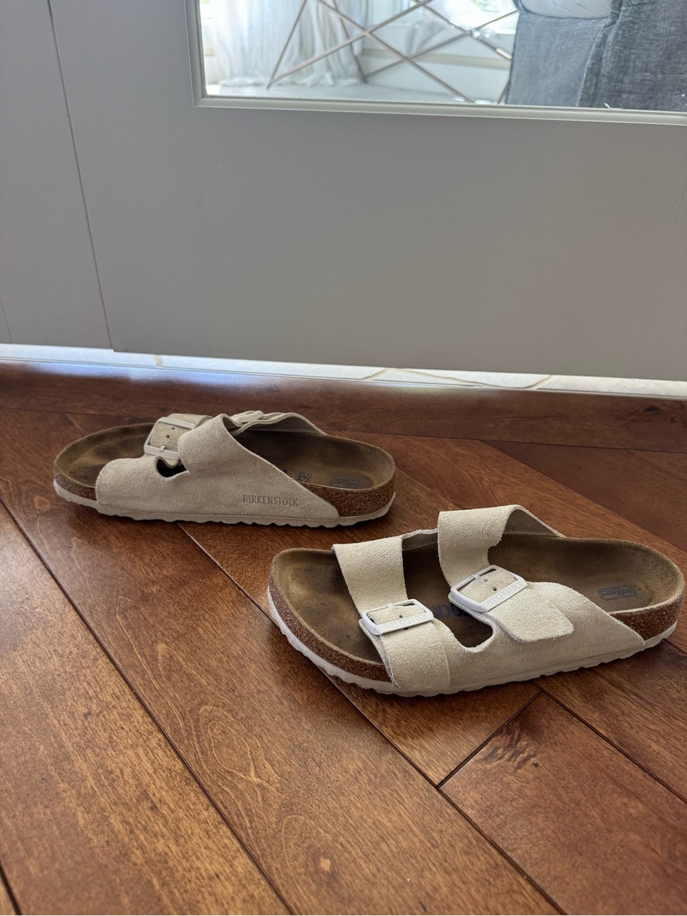 Birkenstock Arizona White Suede Sandals White Buckles Size 38 - Picture 3 of 6